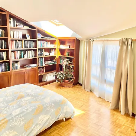 La Casa De Los Libros